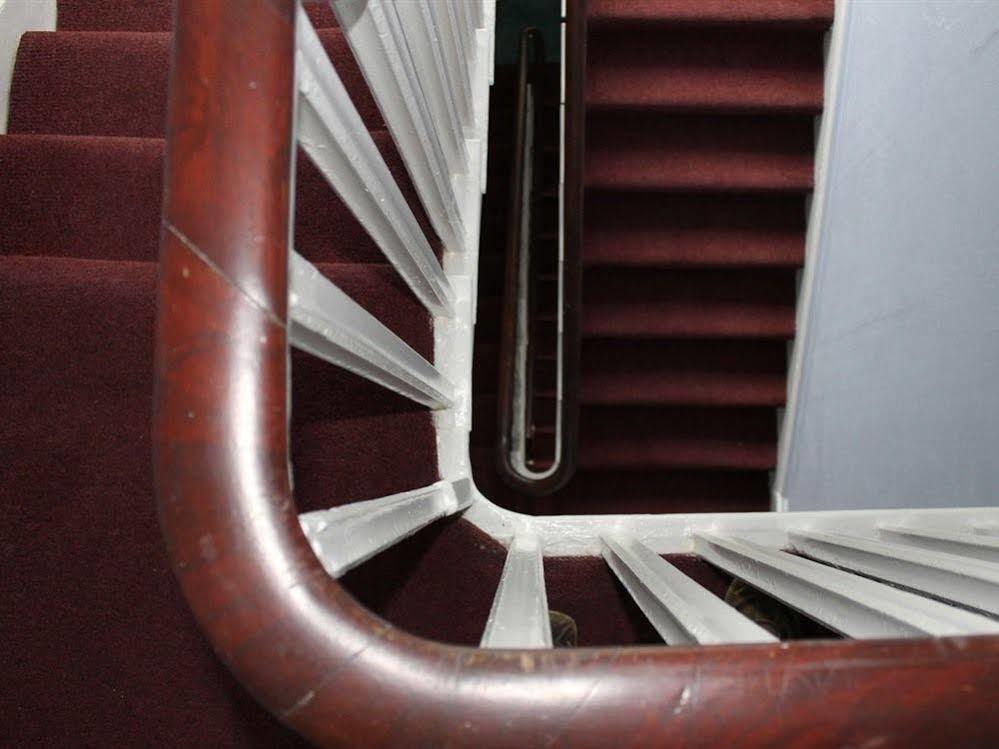 Spoon And The Stars Hostel โดรฮาดา ภายนอก รูปภาพ